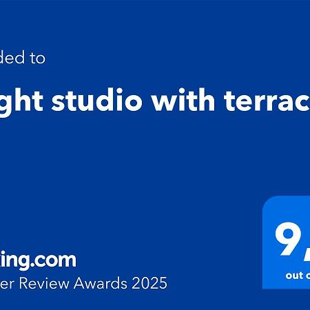 Bright Studio With Terrace Porto Bagian luar foto