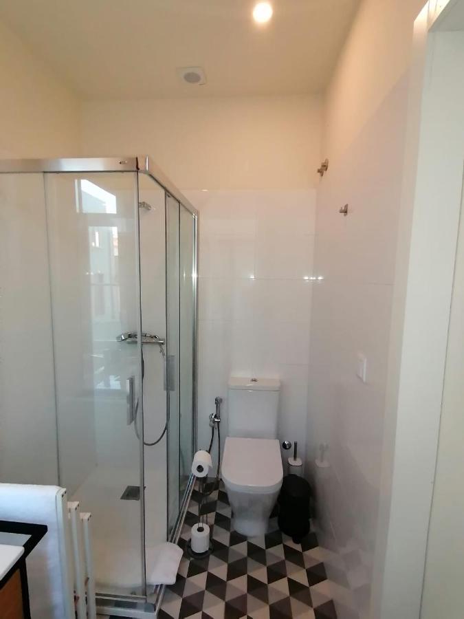 Bright Studio With Terrace Porto Bagian luar foto
