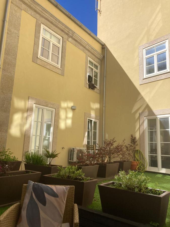 Bright Studio With Terrace Porto Bagian luar foto